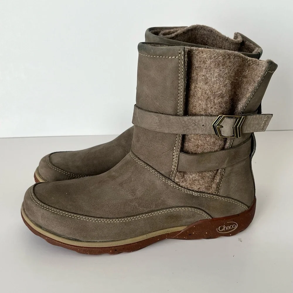 Chaco Hopi leather wool lined leather winter Boots sandstone 7.5
